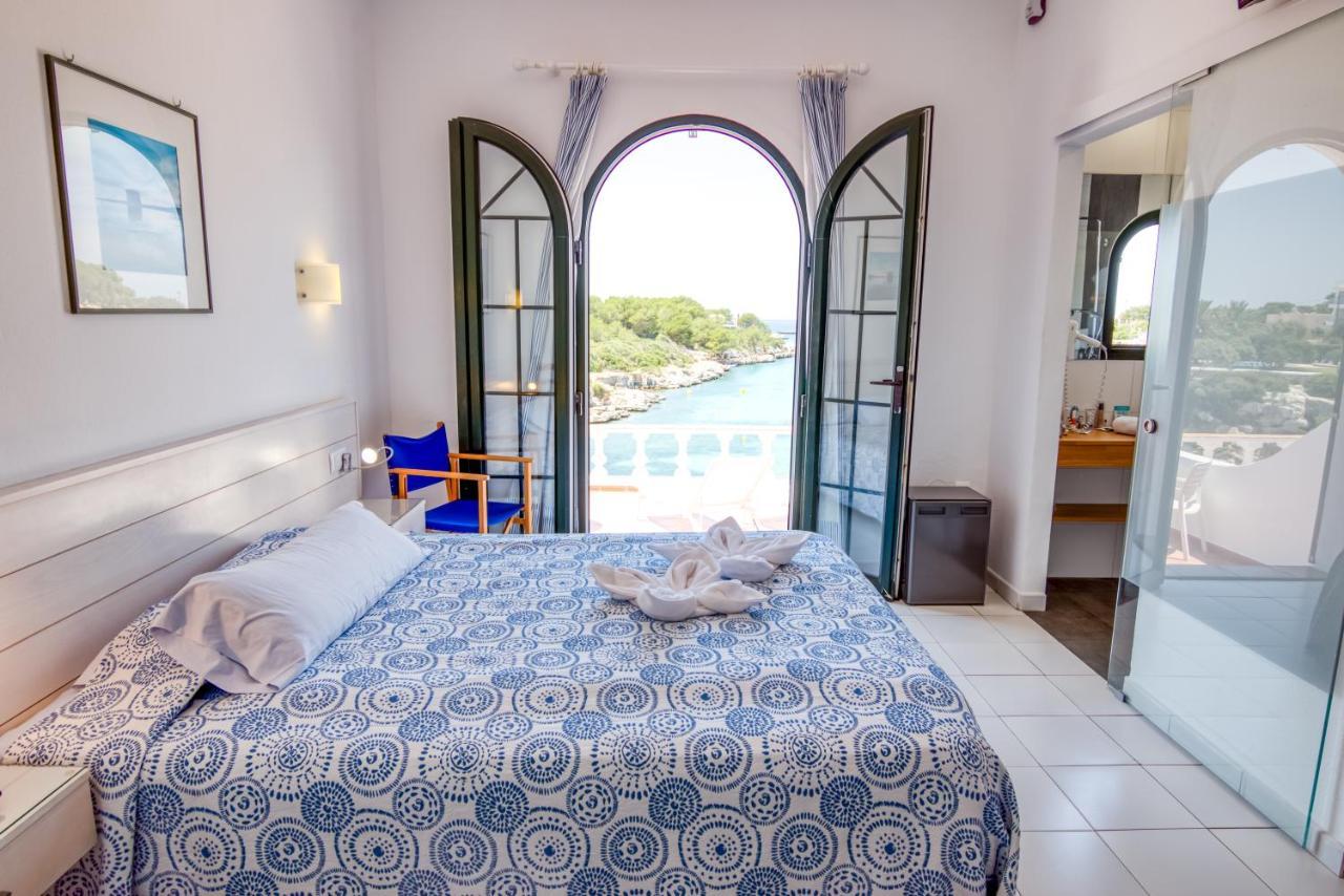Hotel Bahia Cala Santandria  Exterior photo