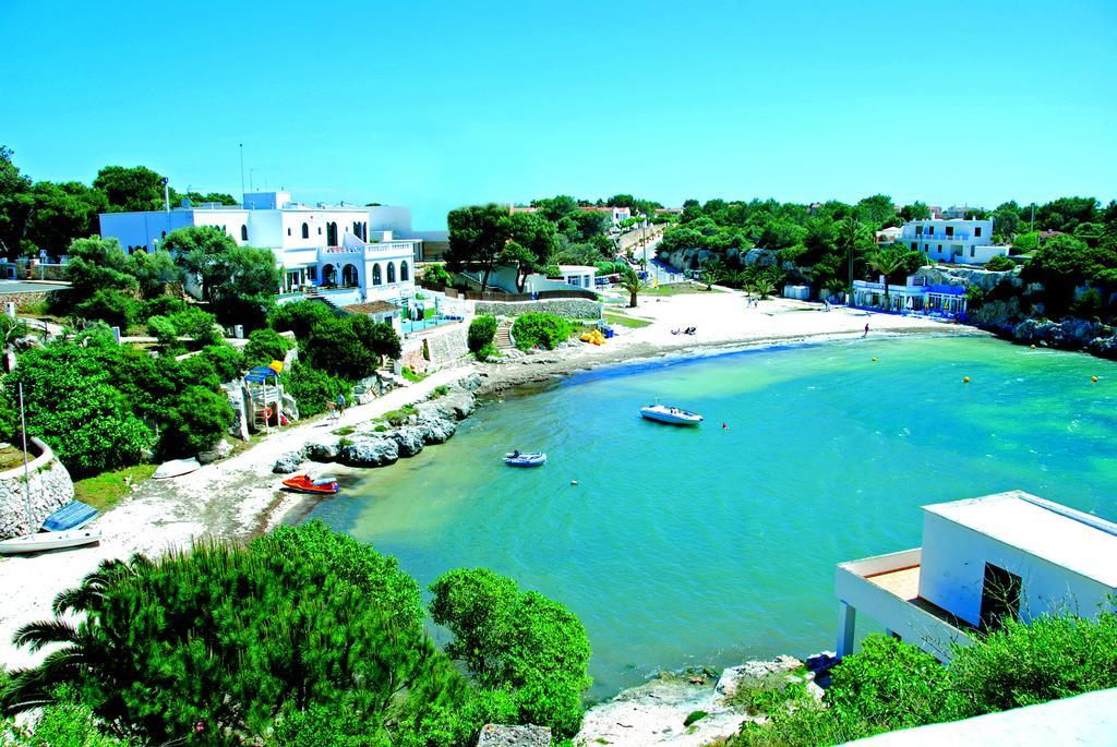 Hotel Bahia Cala Santandria  Exterior photo
